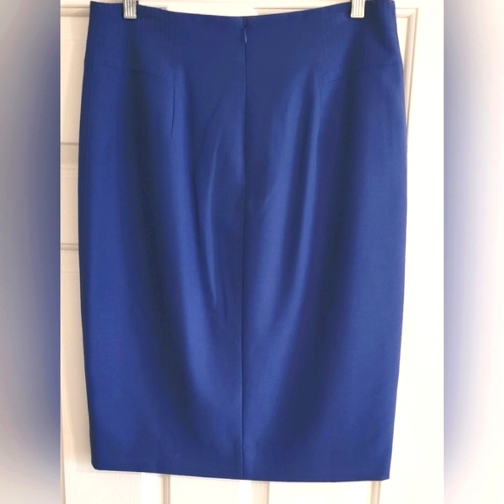 White House Black Market Pencil Skirt in Size 10 Blue - Picture 3 of 7